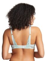 skyla_back_1