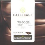 Callebaut-DarkBlock70-30-38.jpg